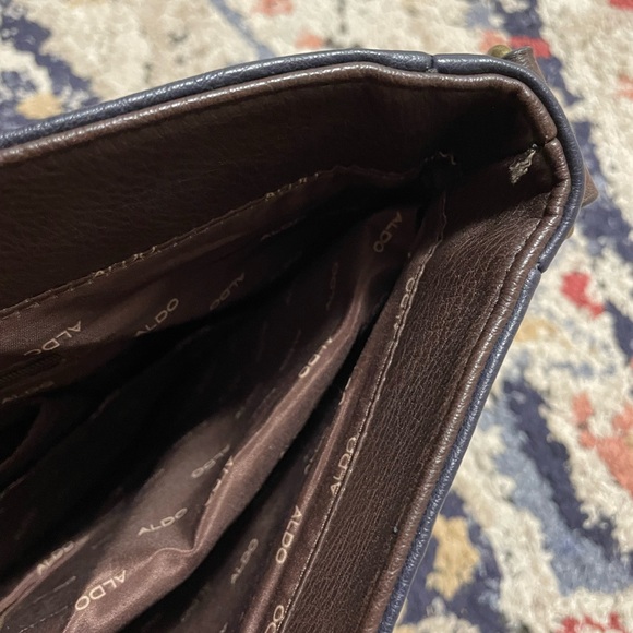 Aldo Laptop Messenger Bag with adjustable straps - Picture 12 of 13